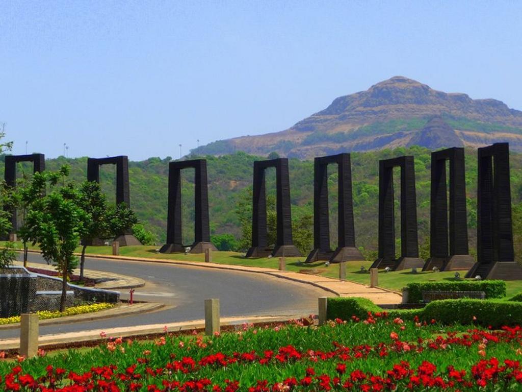 Aamby Valley City Lonavla Zewnętrze zdjęcie The University of Yaoundé 1